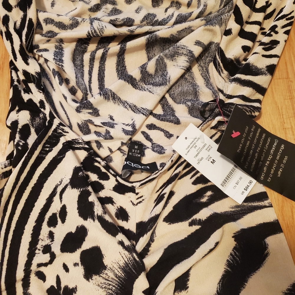 NWT Bebe dress animal print cowel neck open back size M - Picture 4 of 8